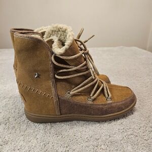 Skechers Womens 9.5 Suede Faux Fur Winter Boots SN 48591 Tan Lace Up